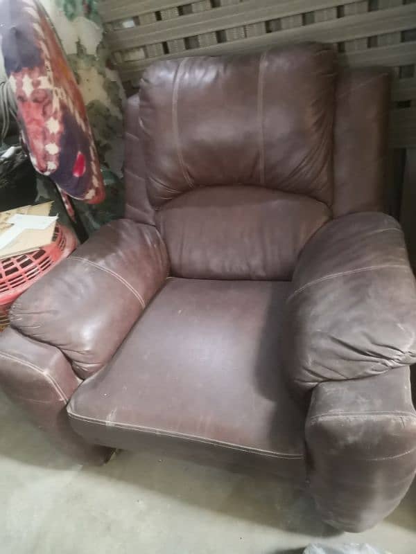 Sofas Urgent Sell 3