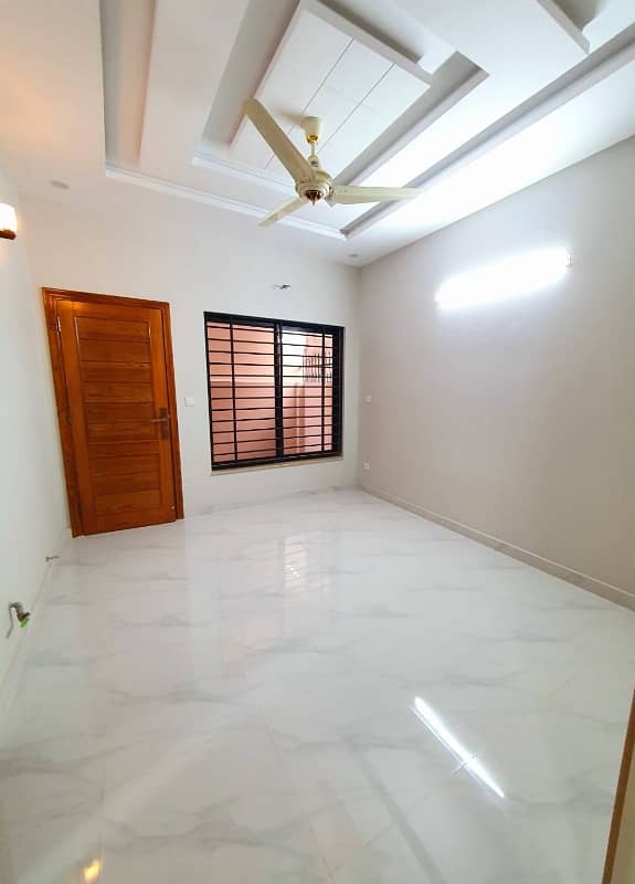 7 Marlas Brand New Tile Flooring FRONT OPEN Ground floor Available in G-13/2 7