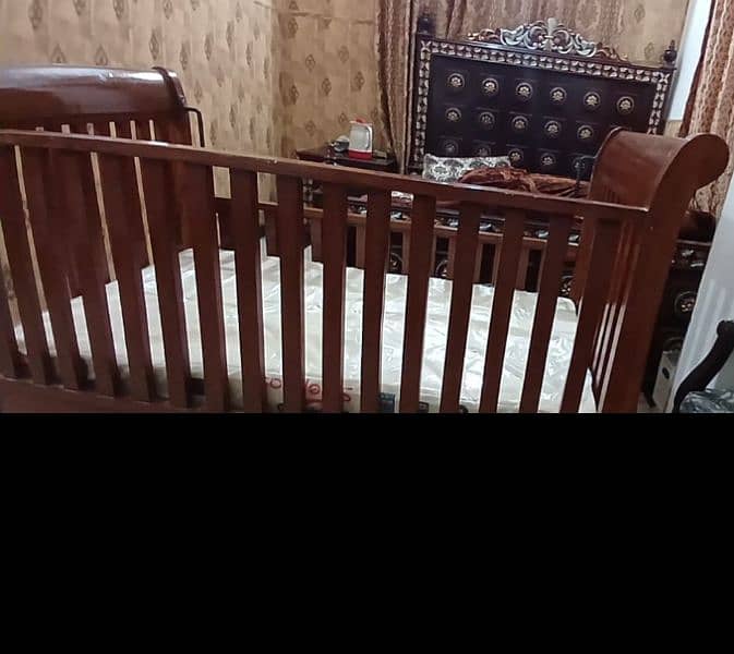 New baby cot with mattress near Islamabad Rawalpindi condition 10 /10 4