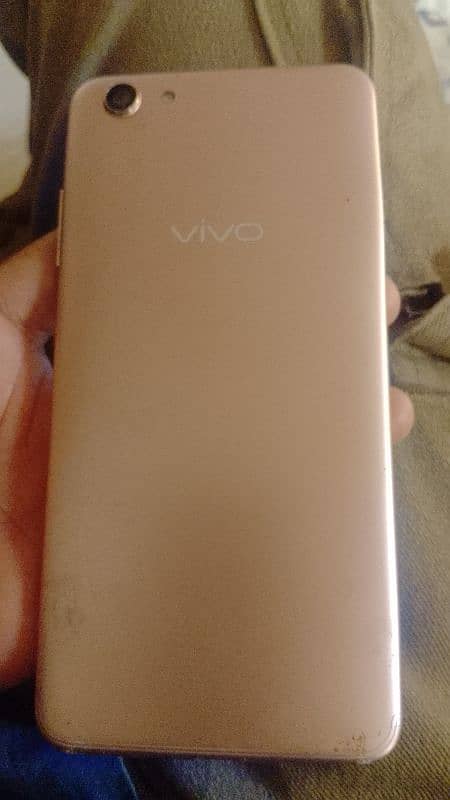 vivo y 4