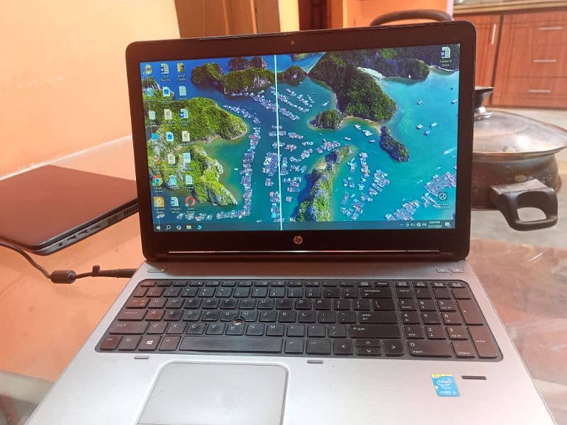 HP Laptop AMD A6 4