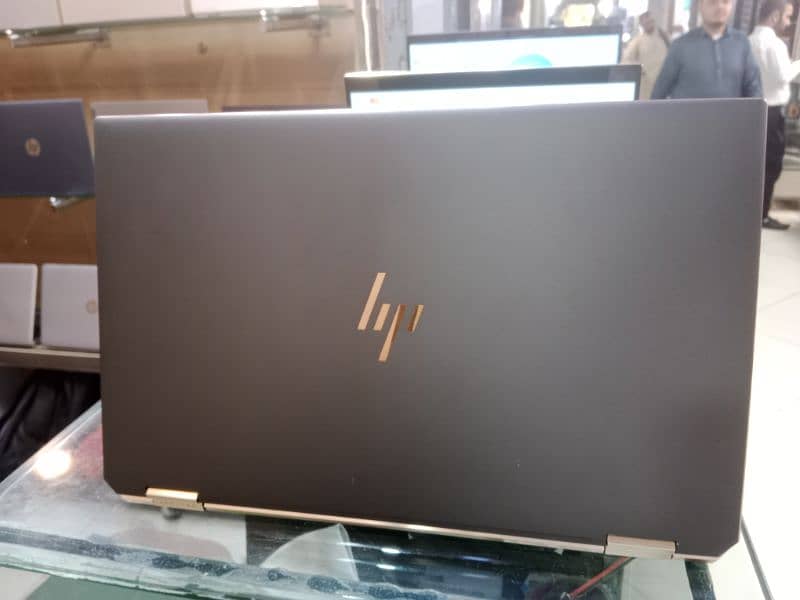 Hp Spectre 15-eb0xxx 1