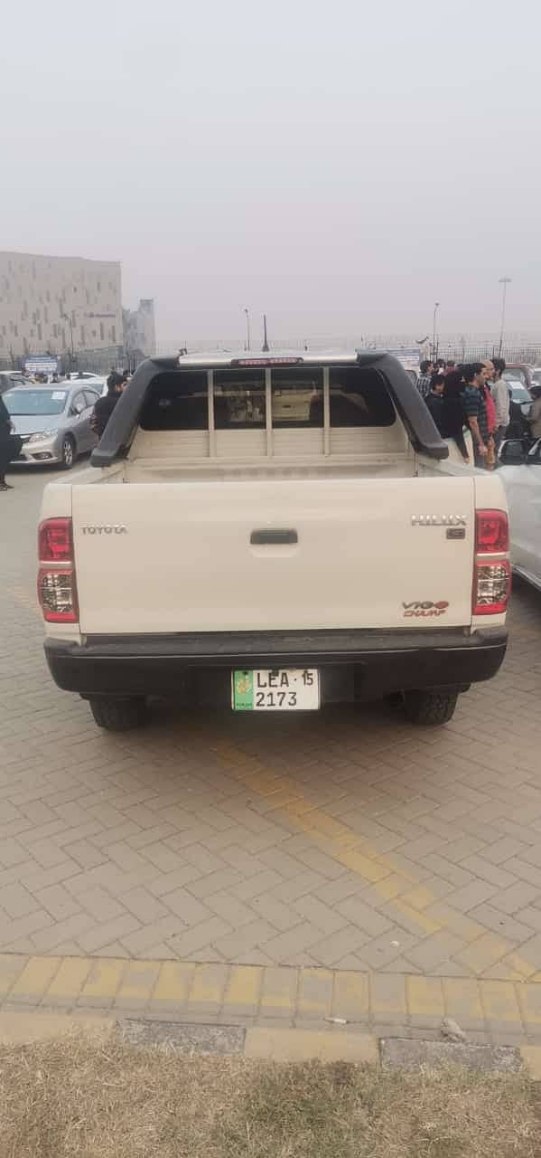 Toyota Hilux Vigo Champ2015 1