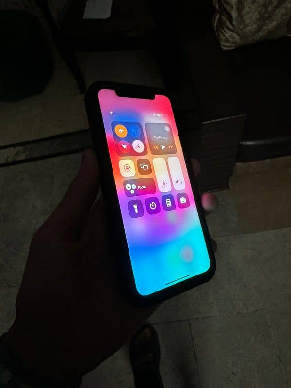 Apple iPhone XR 1