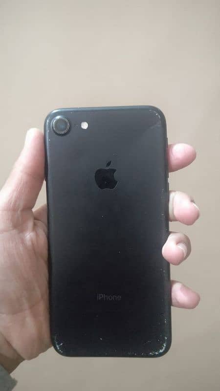 iPhone 7 Non PTA 2