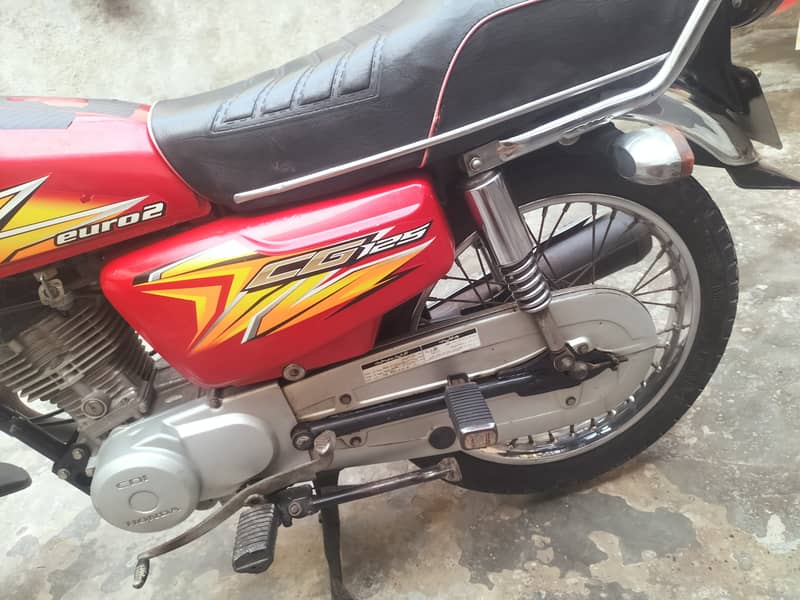 Honda CG 125 2021 3