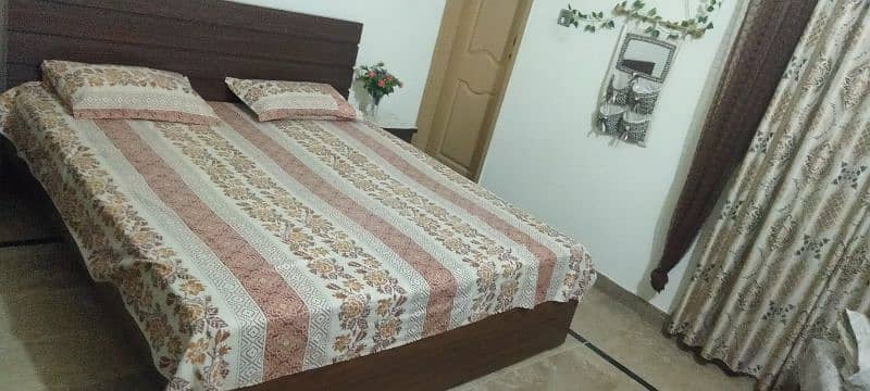 wooden king size bed two sides table without mattress and dressing 5