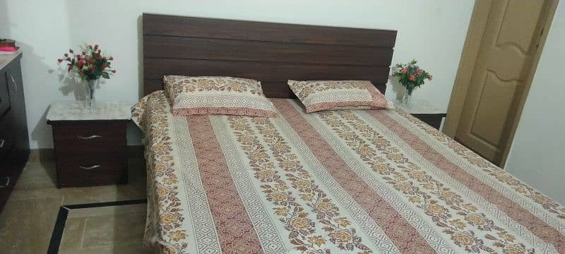 wooden king size bed two sides table without mattress and dressing 8