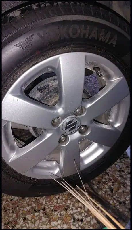 Swift 2011 genuine alloys 0