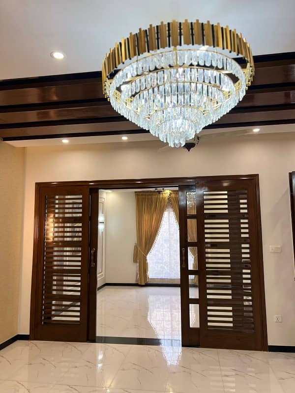 10 Marla Modern House for Sale in Bahria Town Overseas A Block 3