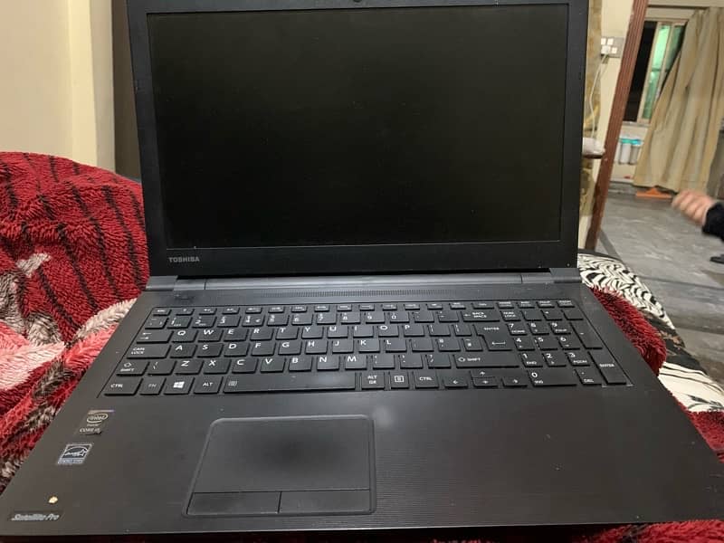 Toshiba Laptop 2