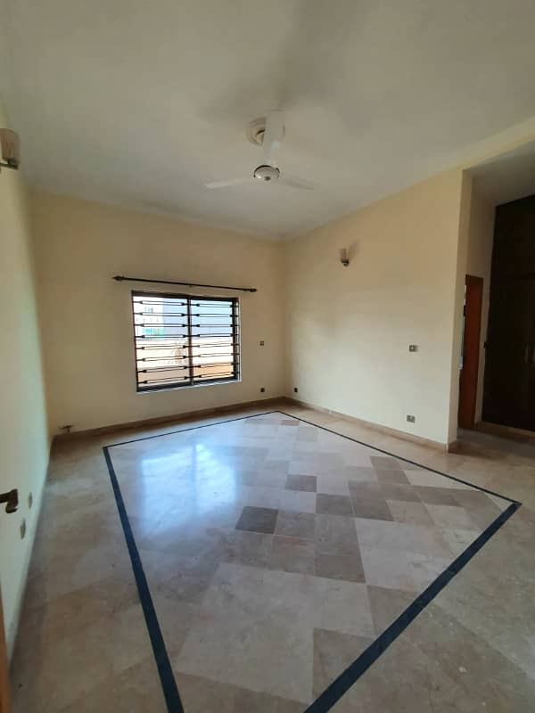 7 Marlas Ground floor Prime Location All Facilities Available G-13 10