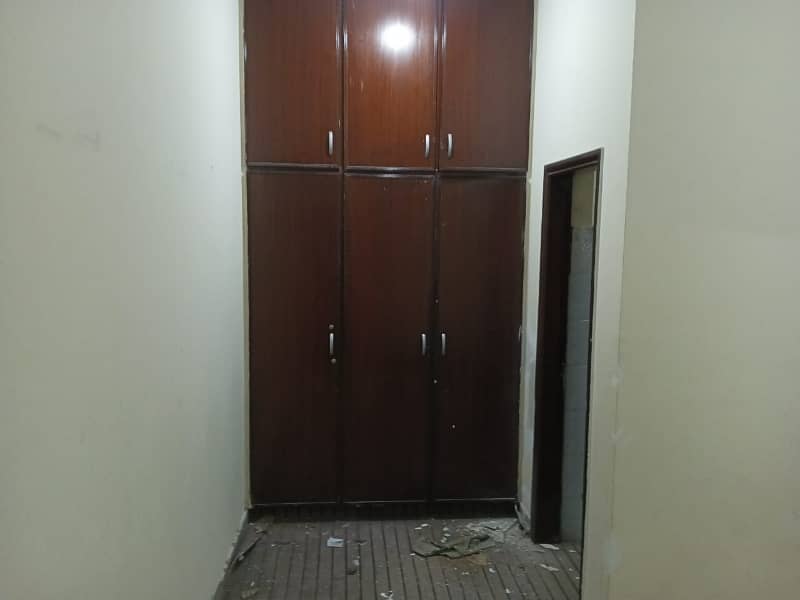 5 marla Full hous available for rent wapda Town g2 block 4