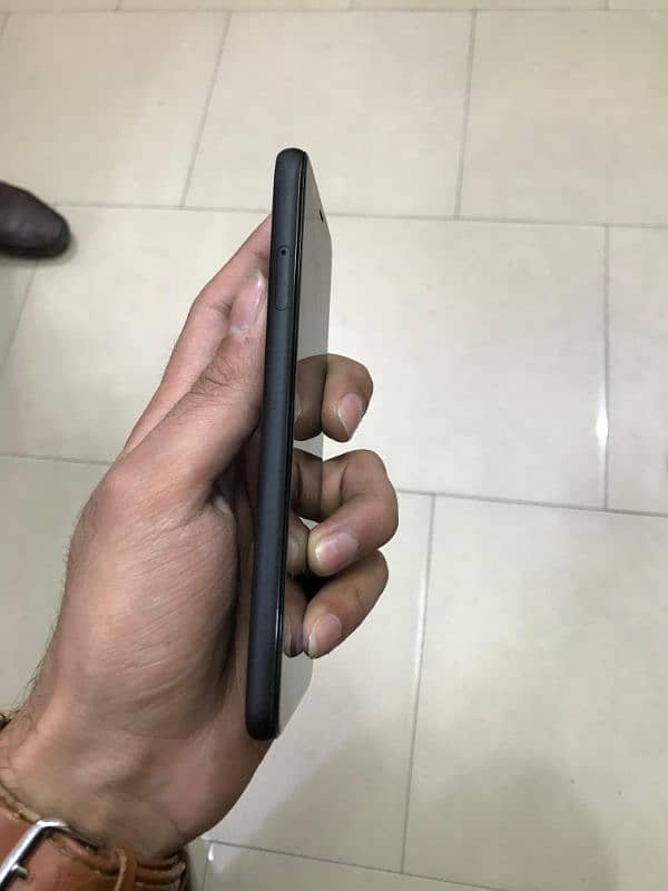 Google Pixel 4 6/64 1