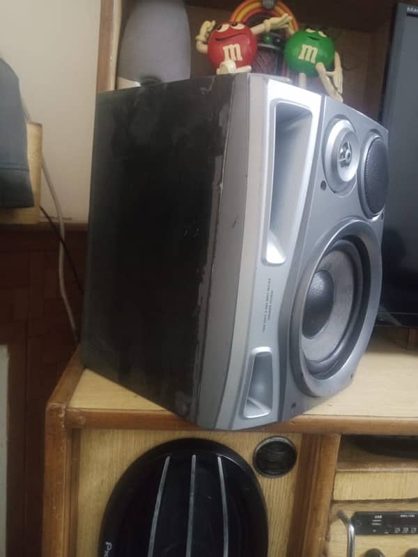 Car Tape with Amplifier, 2 CR Speakers, and 2 Big Boxed Speakers 7