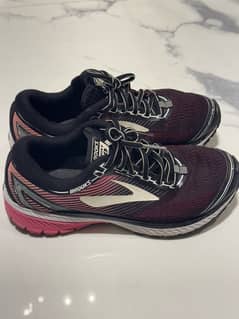 Brooks Ghost 10