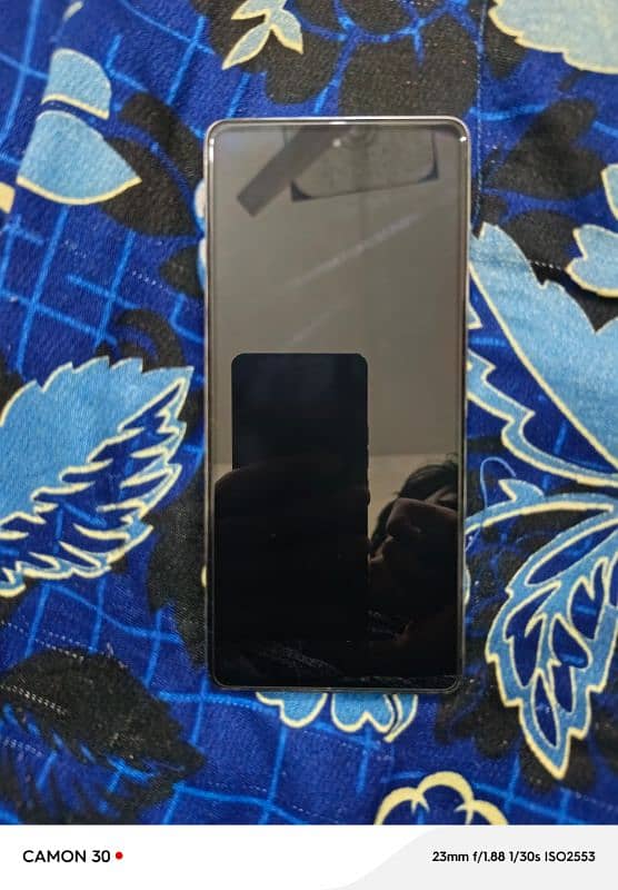 Tecno Camon 30 (12gb/256gb) 6