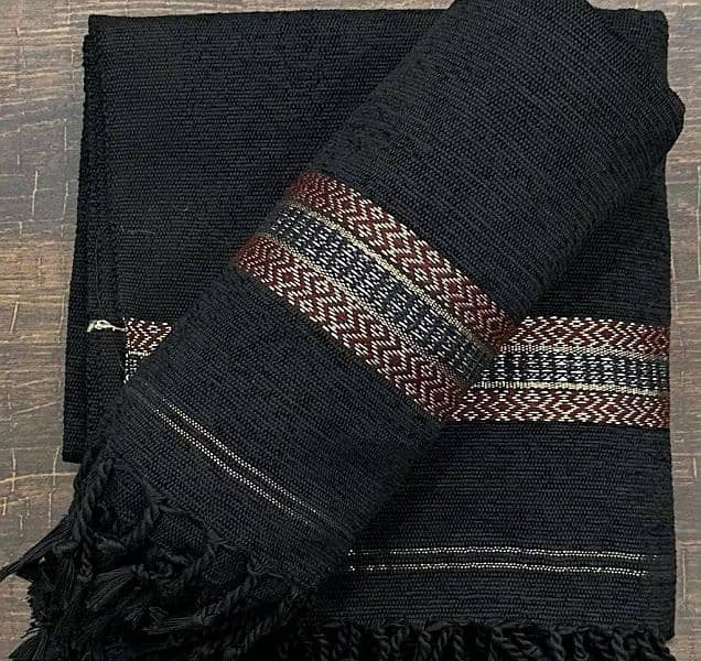 Man shawls 1