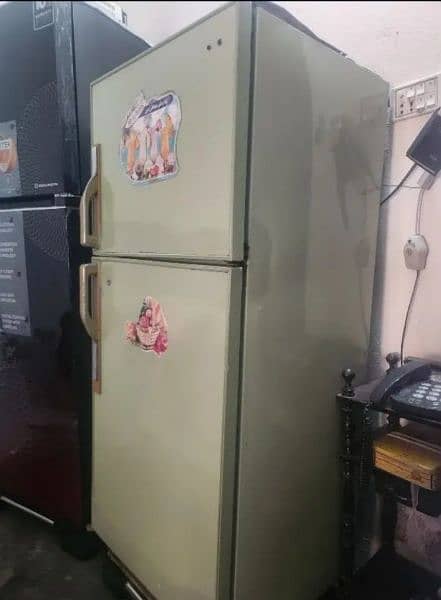 Dawlance refrigerator / fridge 1