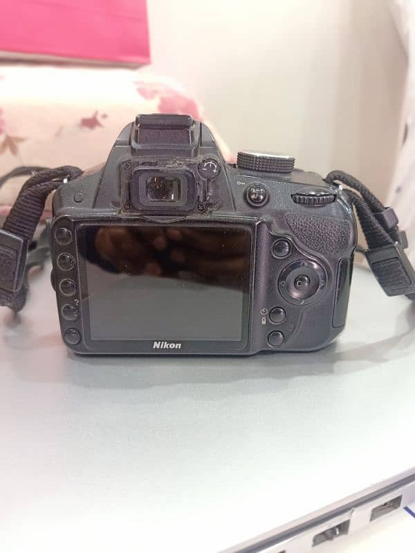 Nikon D3200 2