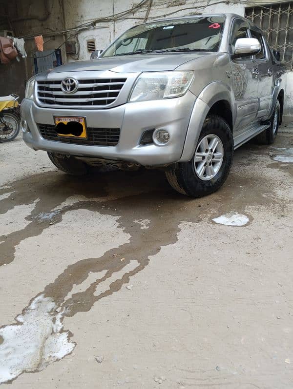 Toyota Hilux 2012 exchange possible 8