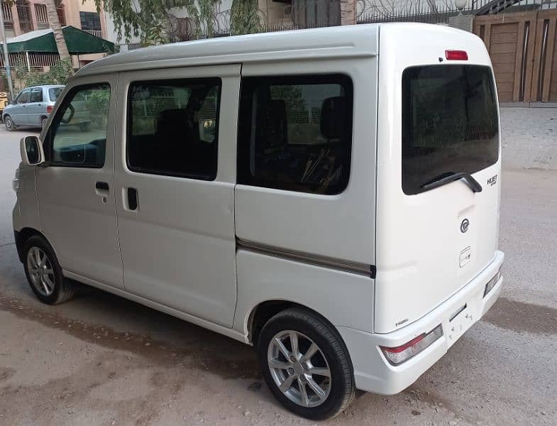 Daihatsu Hijet 2019 6