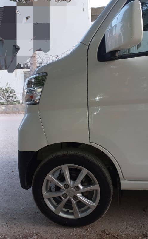 Daihatsu Hijet 2019 8