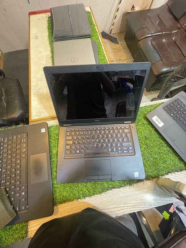 Dell Touch Screen latitude 5490 Core i5 8th generation 1