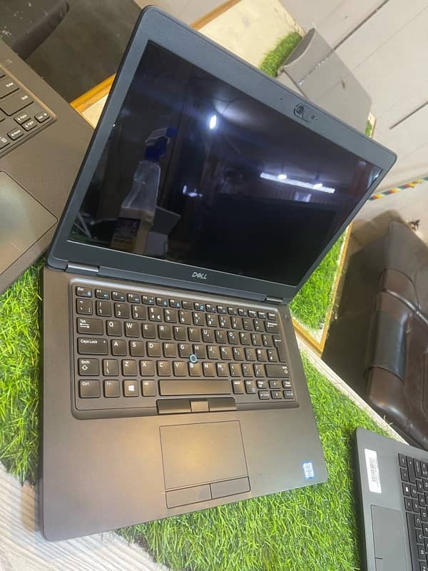 Dell Touch Screen latitude 5490 Core i5 8th generation 3