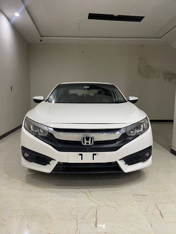 Honda Civic Oriel 2017 0