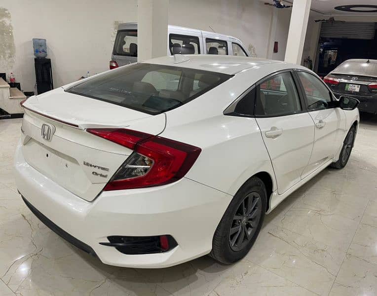 Honda Civic Oriel 2017 7