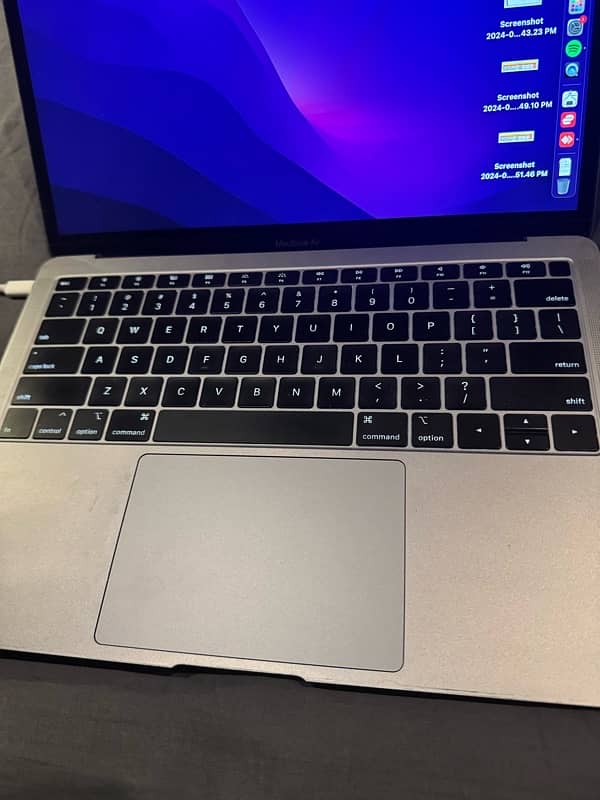 Apple MacBook Air 2018 8/128 5