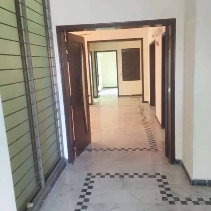 1 kanal Upper Portion For Rent in Gulshan e Lahore 3