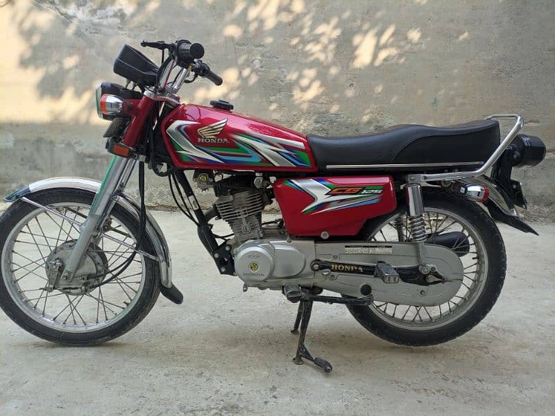 honda 125 for sale first owner 10/10  condition 1