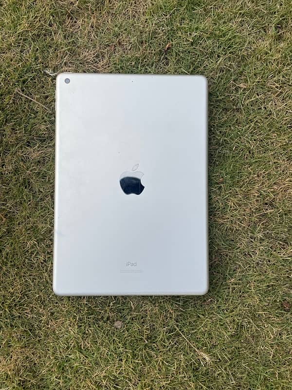 iPad 8gen 32gb 2