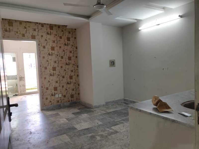 1 Bed Flat For Sale In D-17/2 Islamabad 3