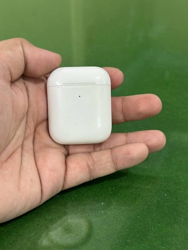 Apple Airpods 2 wireless 1