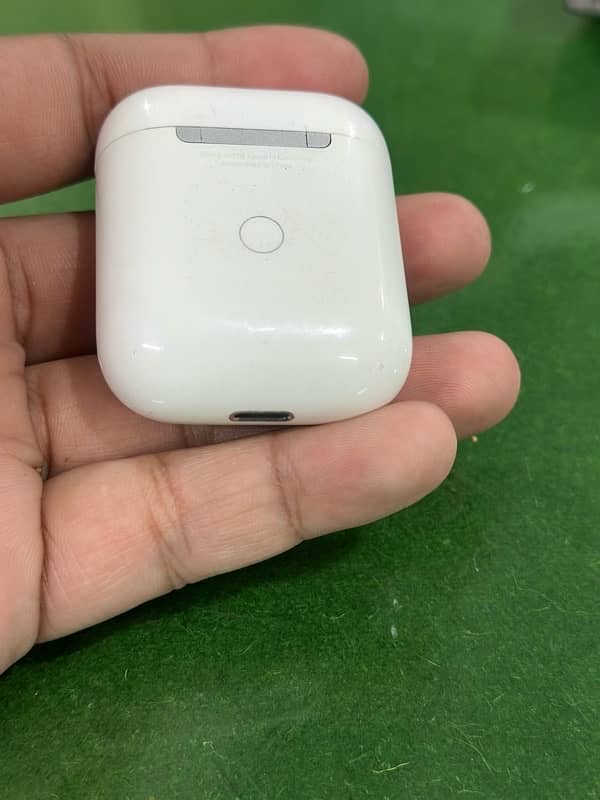 Apple Airpods 2 wireless 4