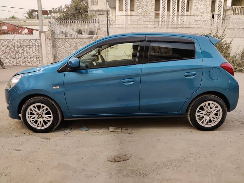 Mitsubishi Mirage 2012 7