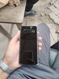 Samsung S10+ . Patch PTA. 8gb 128gb