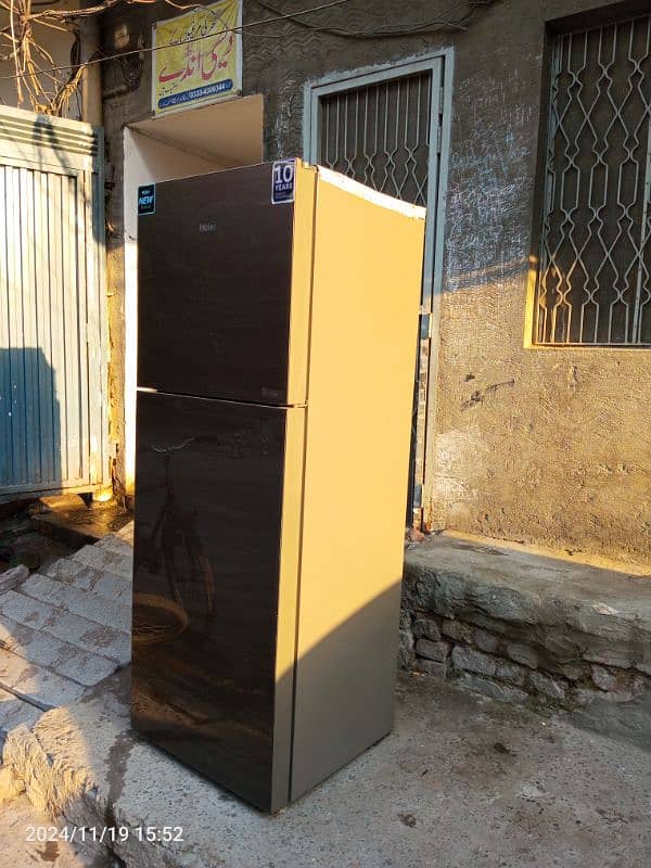 Haier Fridge For sale New Condition ma all ok hai 4