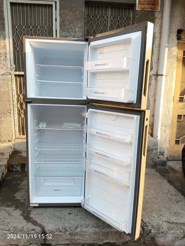 Haier Fridge For sale New Condition ma all ok hai 7