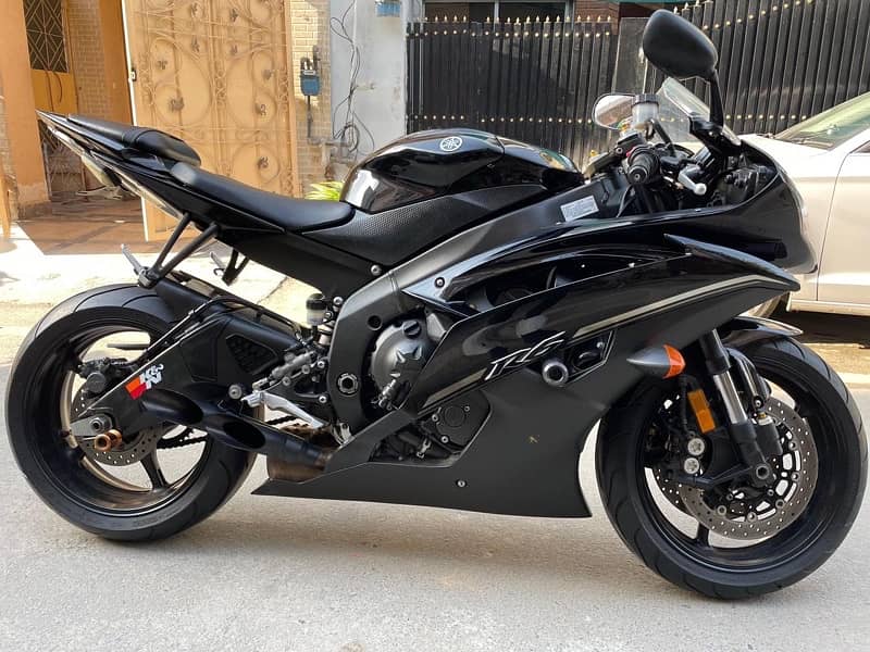 YAMAHA YZF-R6 2