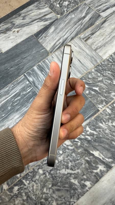 Iphone 15 Pro 256GB Natural Titatnium HK 10/10 2