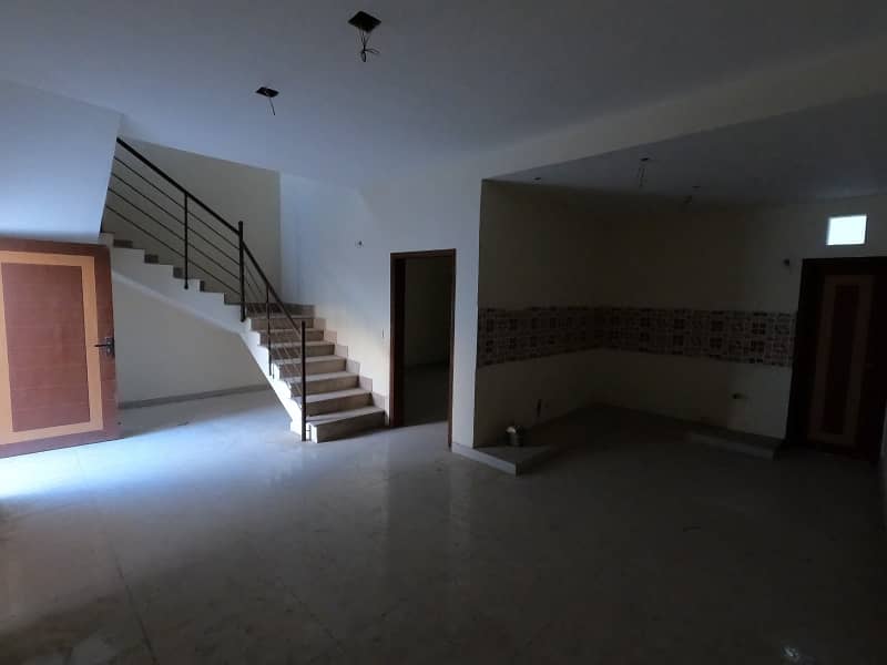 Prime Location 120 Square Yards Spacious House Is Available In Saima Arabian Villas For Sale 6