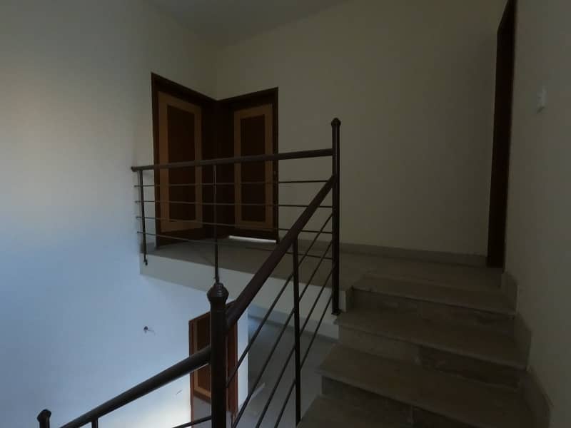 Prime Location 120 Square Yards Spacious House Is Available In Saima Arabian Villas For Sale 15