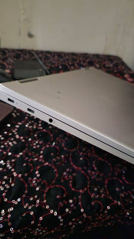 Lenovo yoga 10th generation 6