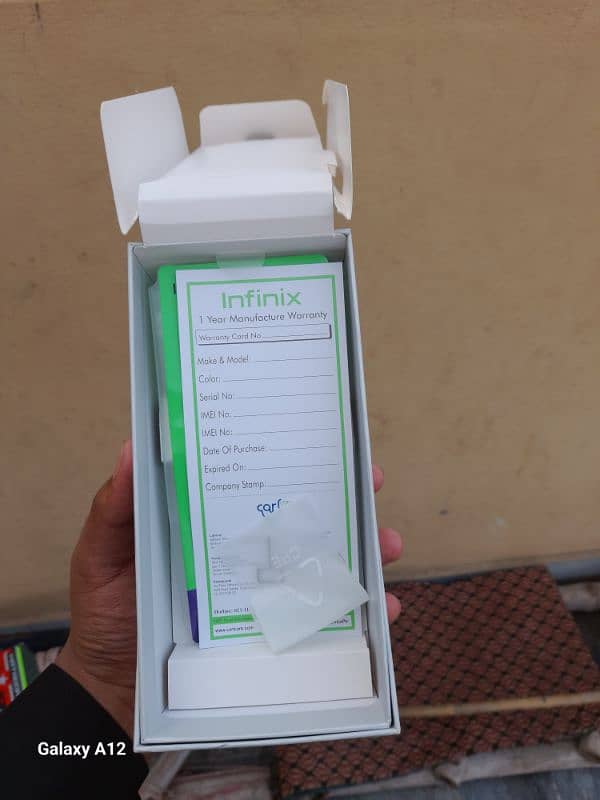 Infinix Hot 40 10/10 9