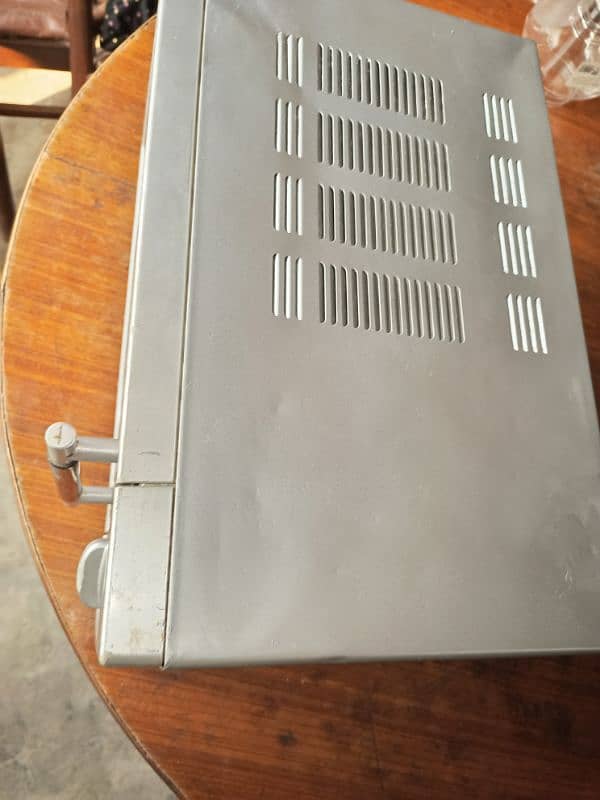 Oven almost new urgent sale 6