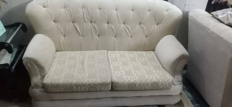 5 year used sofa set for sale in reason able price 0